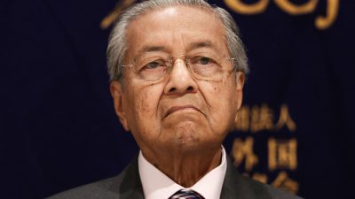 Mahathir: Saya Dikhianati Muhyiddin