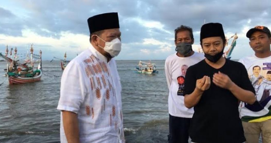 Ketua DPD La Nyalla Dengarkan Keluh Kesah Nelayan Saat Kunjungi Banyuwangi