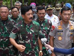 Panglima TNI Evaluasi Penanganan Corona