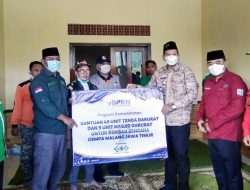 BPKH RI dan NU Care – Lazisnu Bantu Warga Malang Tenda dan Masjid Darurat