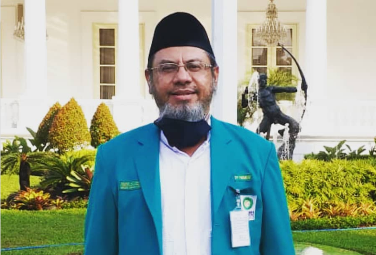Farid Okbah Diamankan Densus 88, Medsos Riuh Bangun Framing Farid Okbah Diamankan Densus 88, Medsos Riuh Bangun Framing