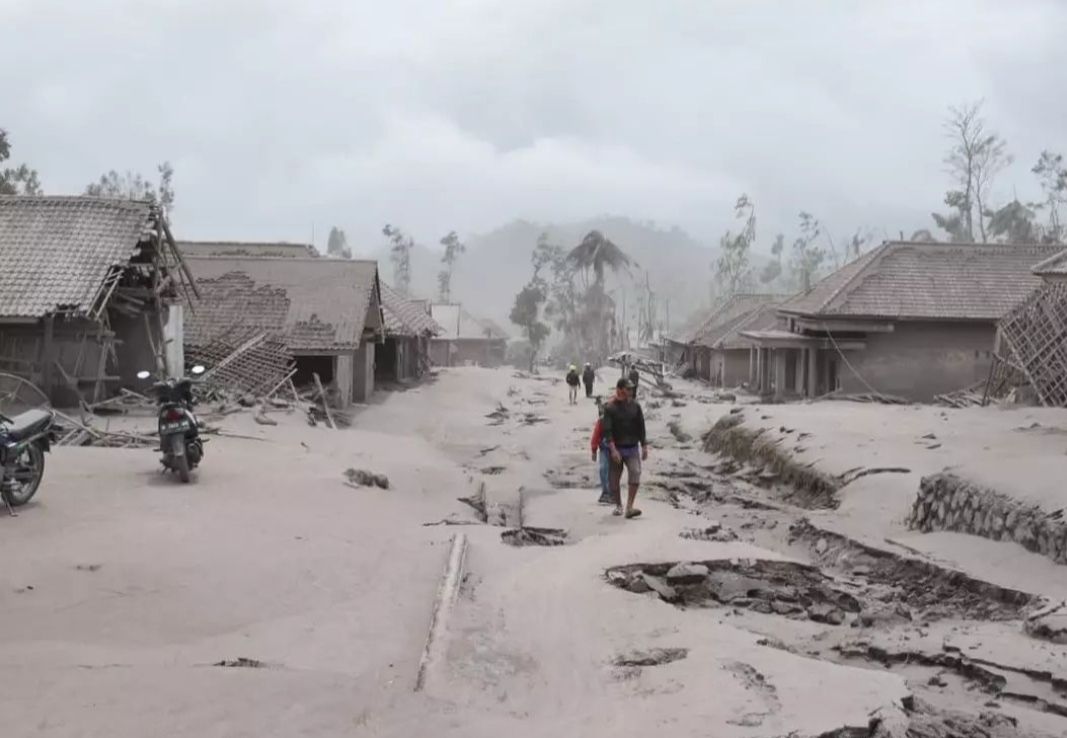 Warga Desa Supiturang Lumajang Minta Direlokasi