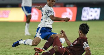 Persib Dekati Puncak Klasemen Sementara Persib Dekati Puncak Klasemen Sementara