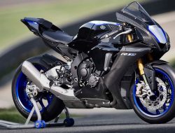 Produk Sekelas yang Dipakai Quartararo, All New Yamaha R1M