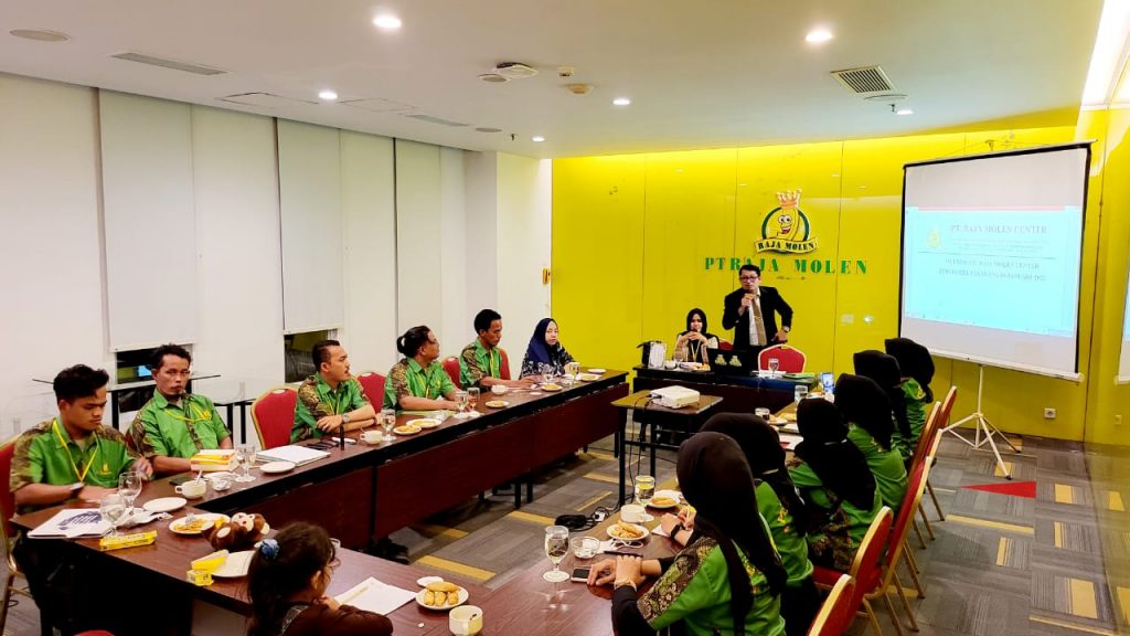 Raja Molen Berinovasi Kembangkan Bisnis Olahan Makanan