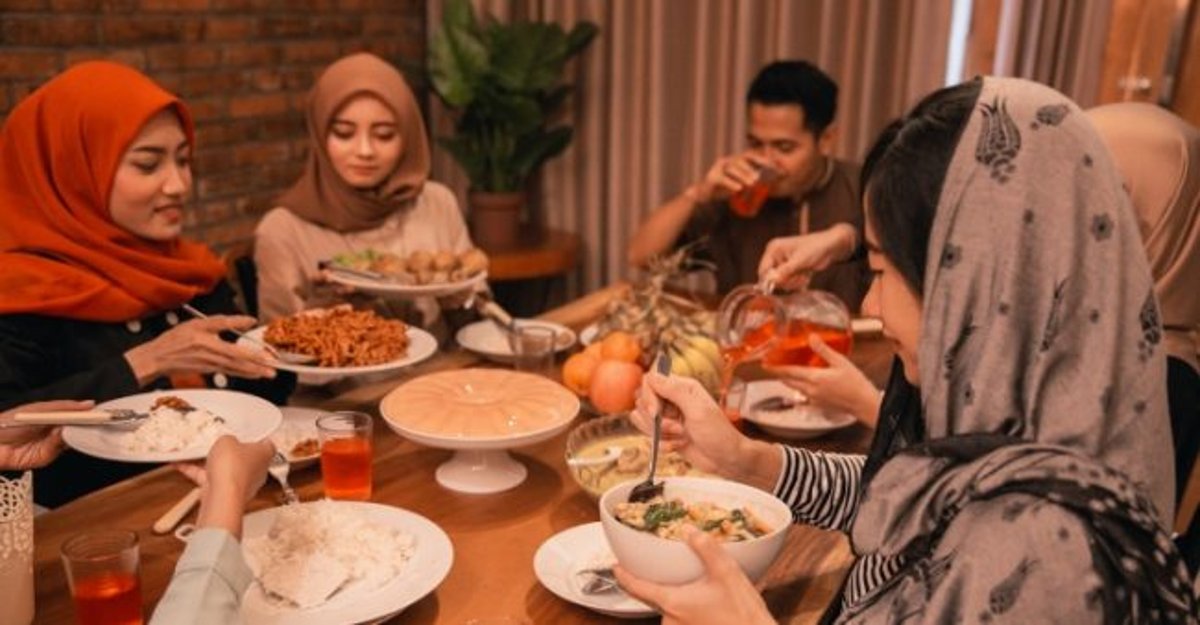 Tips Jaga Imunitas dan Tetap Sehat Saat Puasa Ramadhan