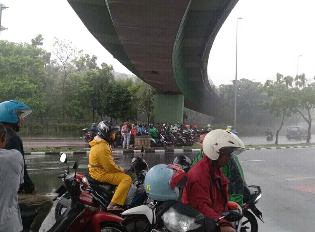 Perkiraan Cuaca, Jakarta Diguyur Hujan Kamis ini Perkiraan Cuaca, Jakarta Diguyur Hujan Kamis ini