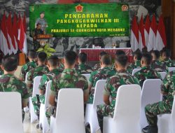 Pangkogabwilhan III Letjen TNI I Nyoman Cantiasa Beri Pengarahan Kepada Para Perwira TNI Jajaran Kogabwilhan III di Merauke