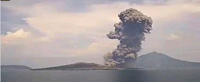 157 Meter, Ketinggian Letusan Gunung Anak Krakatau