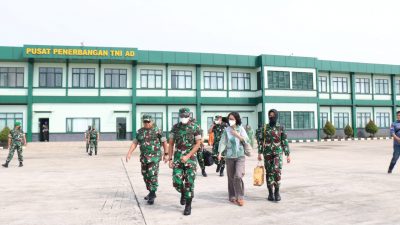 Dankodiklatad Kunjungi Puspenerbad, Sebelum Berangkat ke Baturaja