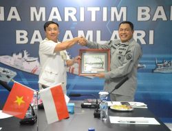 Zona Bakamla RI Barat Terima Kunjungan Vietnam People’s Navy