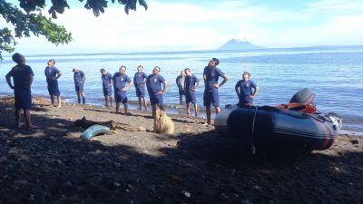 Personel Zona Bakamla RI Tengah Latihan Pengoperasian Perahu Karet dan Refreshing Penyelaman