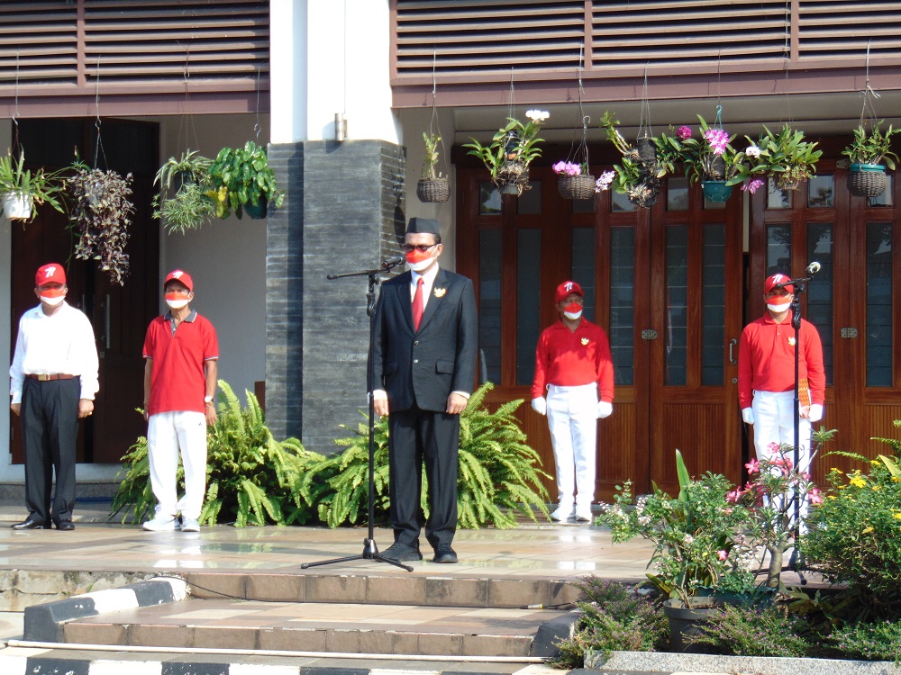 Gereja HKBP Taman Mini Upacara Hari Kemerdekaan 77 Tahun Republik Indonesia dengan Bersykur