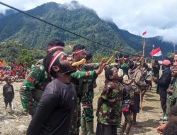 Satgas Yonif Raider 321/GT/13/1 Kostrad Meriahkan HUT RI Ke-77: Perbedaan untuk Persatuan, Bhinneka Tunggal Ika