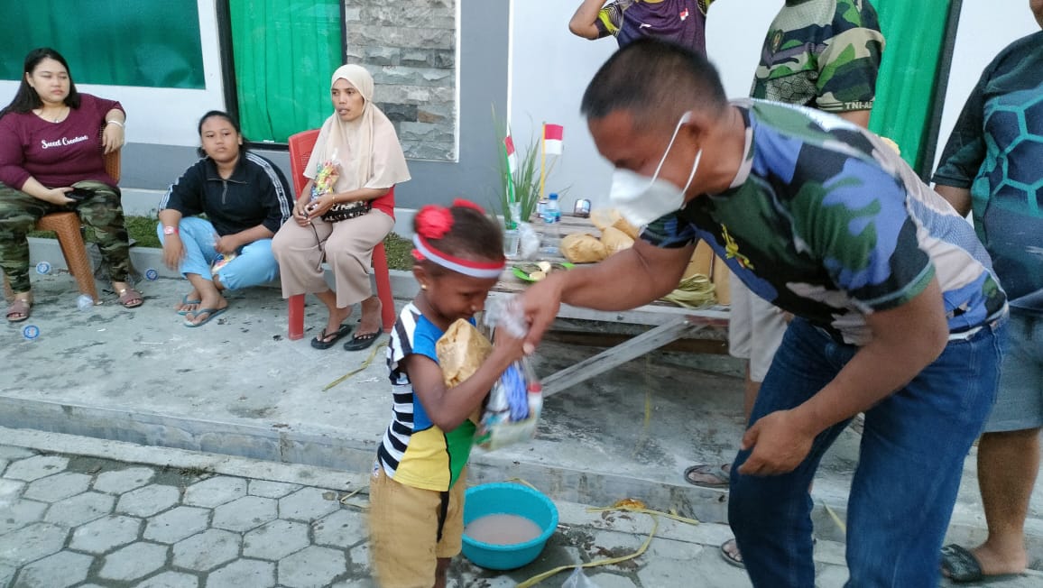 Warga Rusun Elang Kodam XVIII/Kasuari Ikut Semarakkan HUT Ke 77 Kemerdekaan RI Dengan Berbagai Lomba