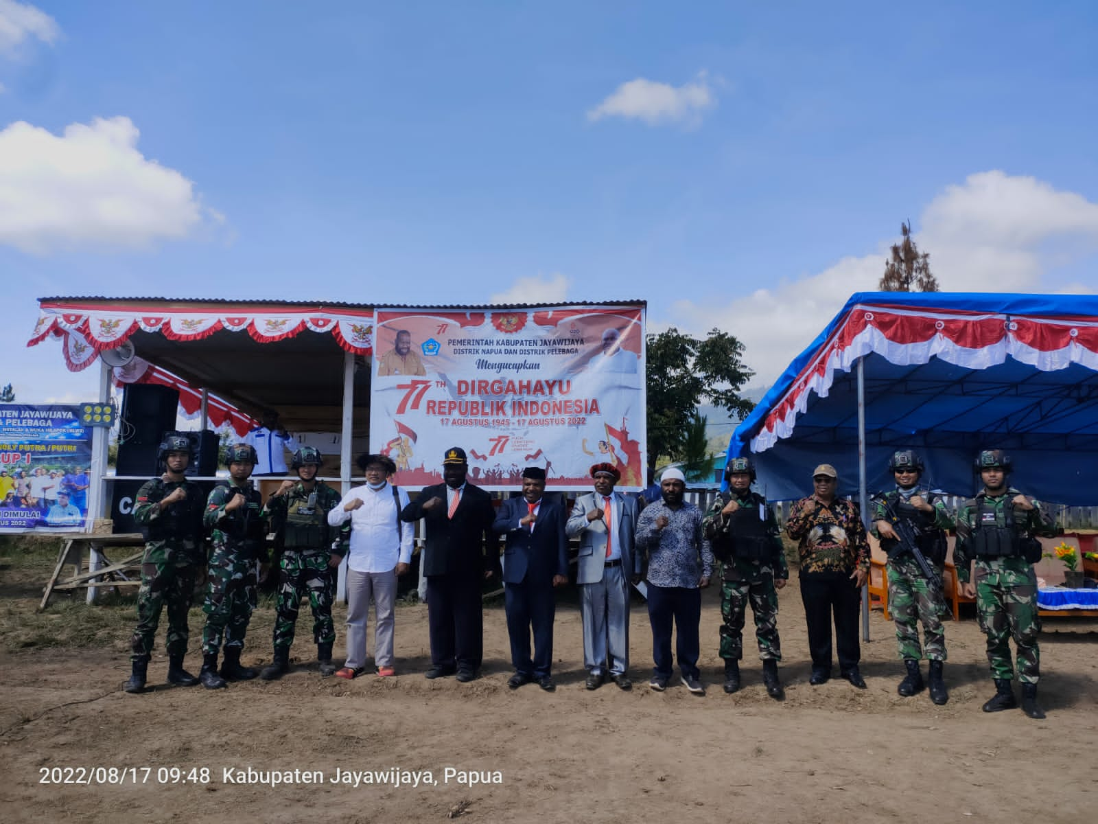 Bersama 2 Distrik di Papua, Satgas Yonif Raider 321 Gelar Upacara Peringatan HUT Ke-77 Kemerdekaan RI