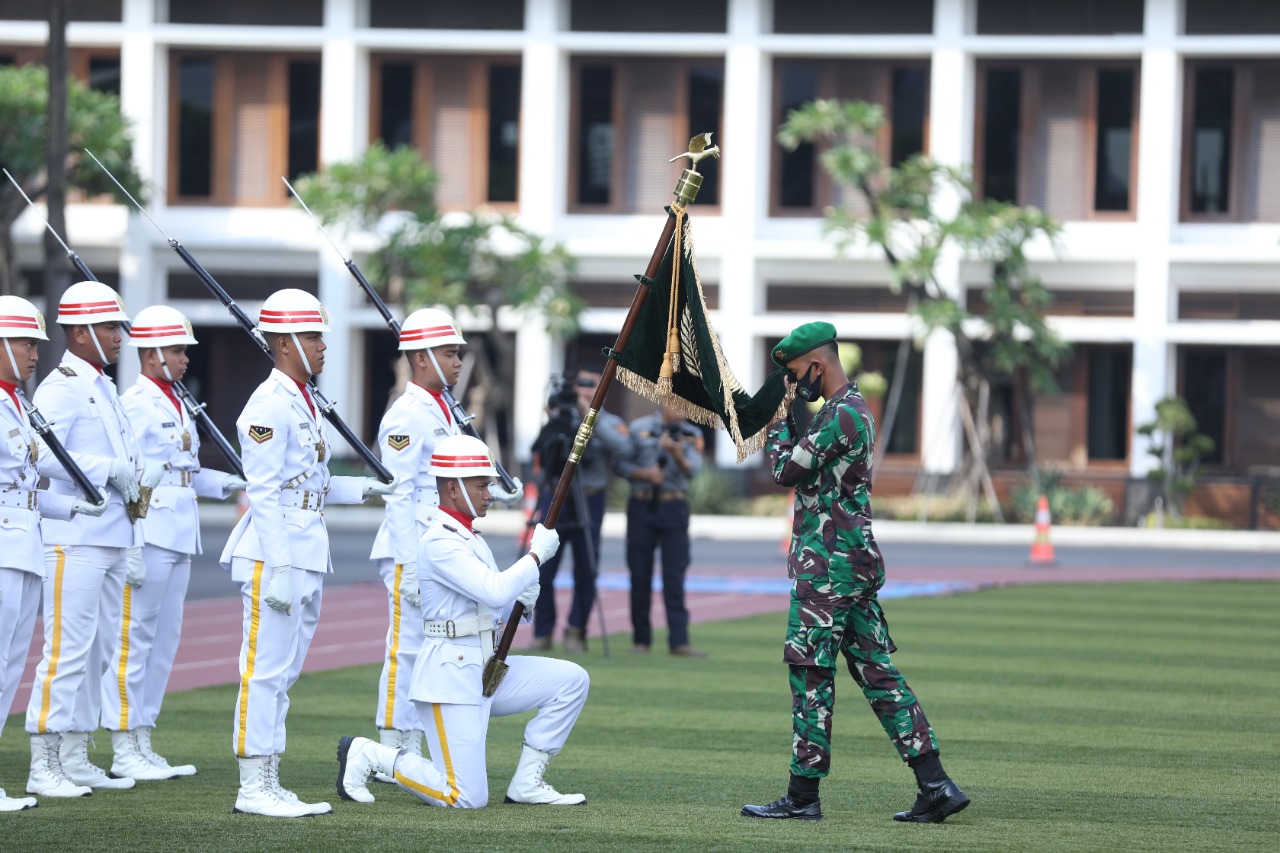 Penciuman Panji TNI AD, Tandai Penerimaan Perwira Remaja TNI AD Tahun 2022