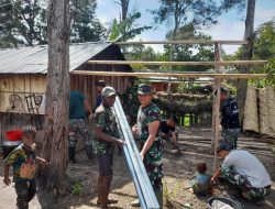 Rehab Rumah Warga Di Papua Semakin Mudah, Sejak Kehadiran Satgas Pamtas Yonif Raider 142/KJ