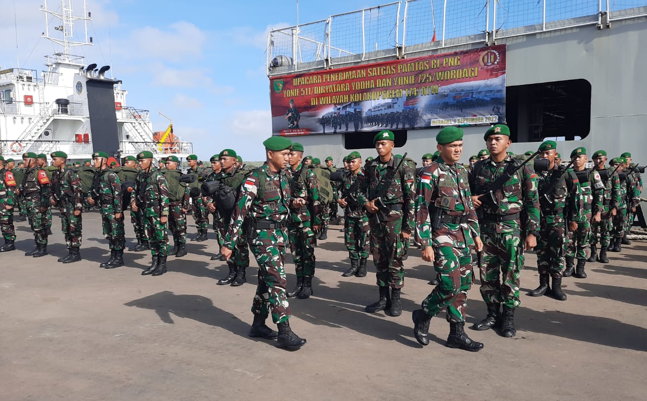 Danrem 174 : Kedatangan Satgas Yonif 511/DY dan 725/WRG Harus Membawa Manfaat Bagi Masyarakat di Papua