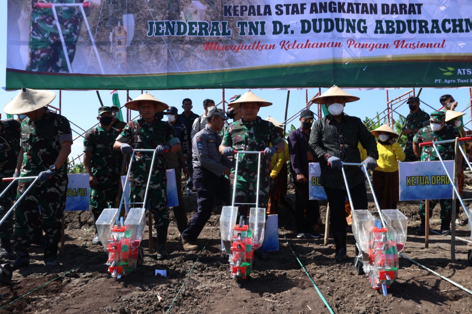 Kasad Tinjau Implementasi Tujuh Perintah Hariannya di Wilayah Kodam V/Brawijaya