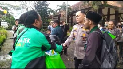 Kapolda Jatim Perintahkan Kapolres Jajaran Salurkan Bantuan Bagi Masyarakat Kurang Mampu