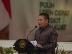 Berbalas Pantun, Harmonisasi Silaturahmi Kasad dengan Gubernur Riau