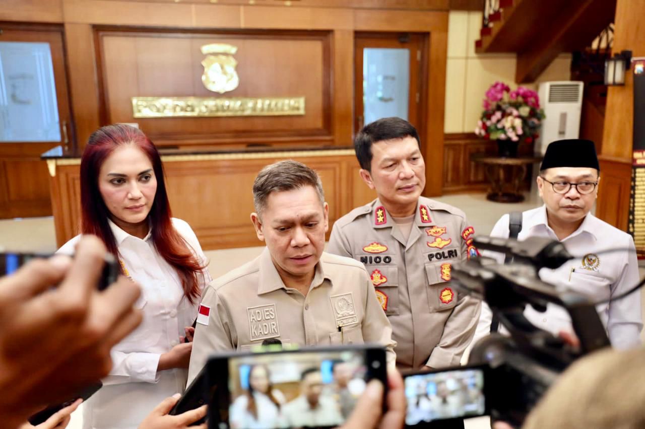 Komisi III DPR RI Kunjungan Spesifik ke Polda Jatim, Wakil Ketua Komisi III Adies Kadir Apresiasi Program Polda Jatim