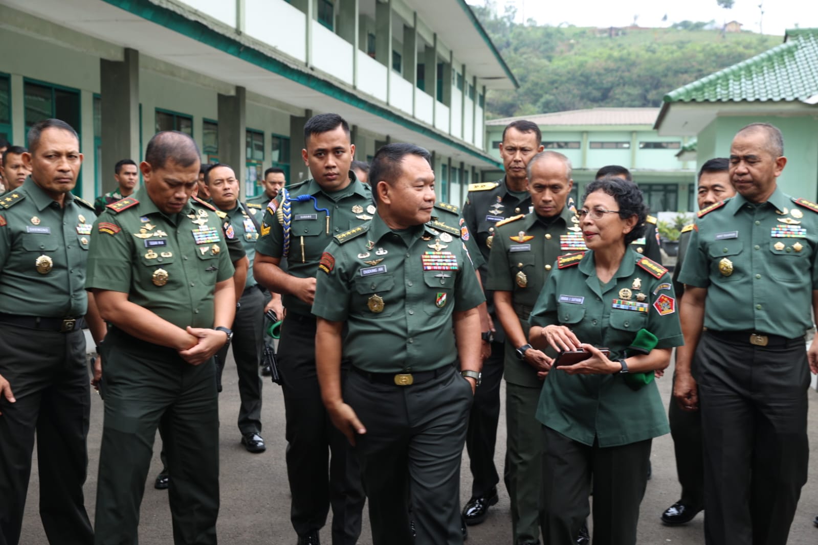 Kasad Cek Kondisi Prajurit Siswa Kowad