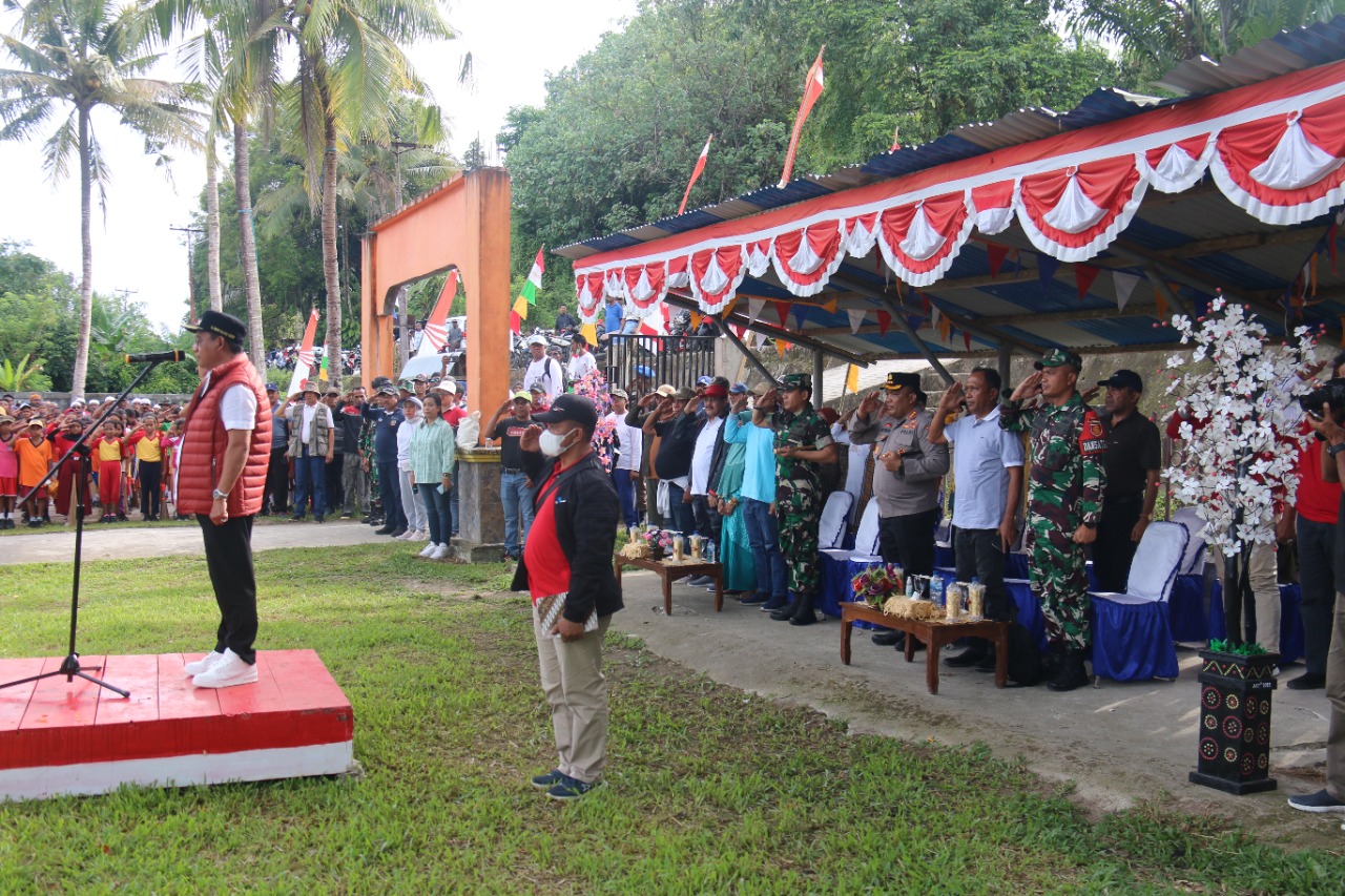 Ciptakan Kedamaian, Satgas Yonarmed 1 Kostrad Laksanakan Pengamanan Karya Bakti “Sapa Umat” di Maluku