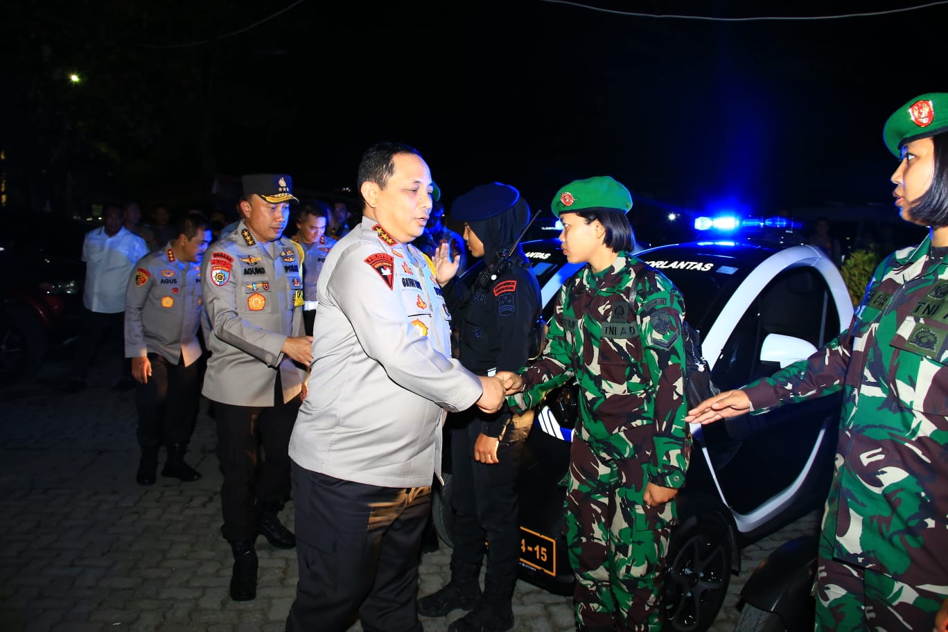 Polwan dan Kowad Bersinergi Jaga Keamanan Penyelenggaraan KTT G20: Patroli Pakai Kendaraan Listrik