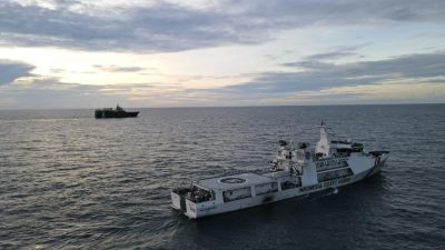 KN Pulau Marore-322 Bakamla RI Tertibkan Kapal Bahama Drifting di Perairan Kepri