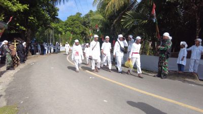 Pasukan Ajusta Berada di Tengah Kilauan Parang Masyarakat Pelauw