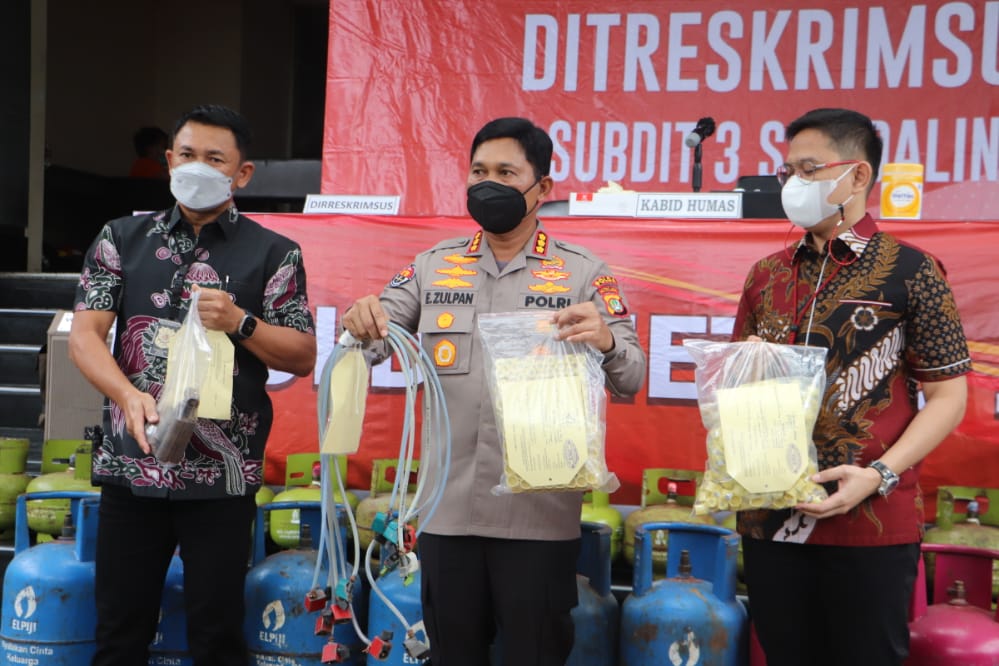 Polda Metro Jaya Ungkap Kasus Pengoplosan Gas Subsidi: 20 Pelaku Diamankan