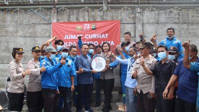 Jumat Curhat Polres Pelabuhan Tanjung Priok: Ngopi Bareng Anggota Koperasi TKBM