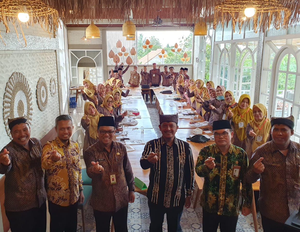 MIN 1 Banyuwangi Gelar Workshop Menulis Buku dan Launching Perpustakaan Digital