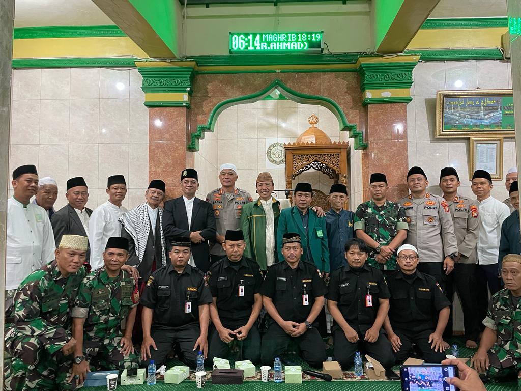 Program Suling Polda Metro Jaya Berjalan Positif di Masjid Al – Fitroh, Tambora