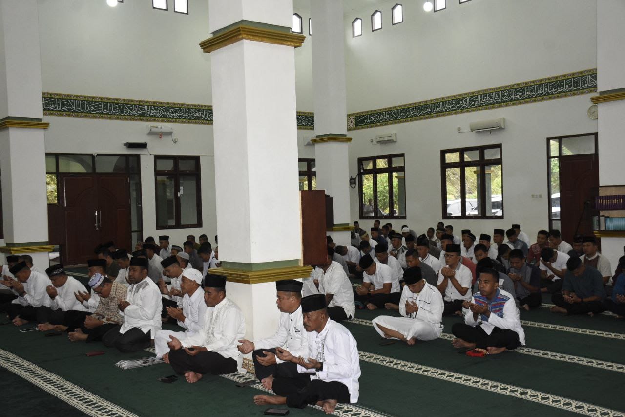 Prajurit Kodam XVIII/Kasuari Ikuti Istigasah Kubra Peringati Isra’ Mi’raj 1444 H