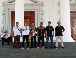 Ormas Desa Grinting Datangi Kantor Bupati Brebes