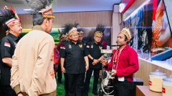 Menhan Prabowo Dampingi Presiden Jokowi ke Papua: Resmikan Gedung Papua Youth Creative Hub dan Ratas