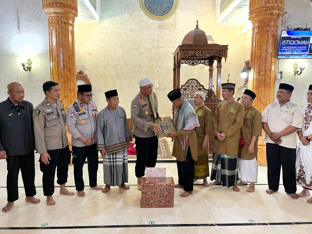 Masjid Al Muhajirin Bekasi Sasaran STARLING Ditbinmas Polda Metro Jaya dan Implementasi Polisi RW