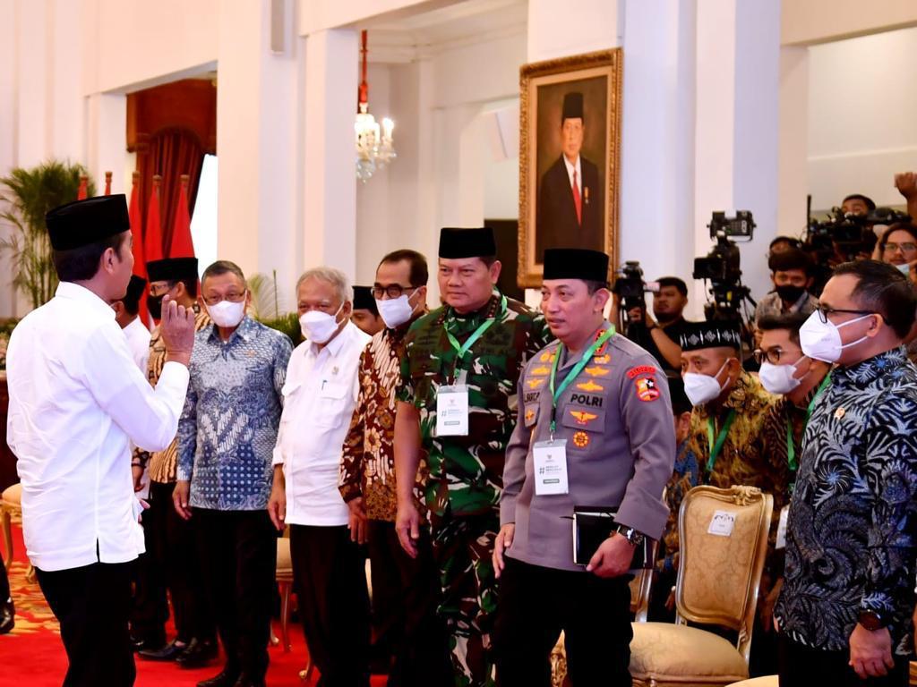 Panglima TNI Hadiri Penyerahan Zakat Kepada Baznas oleh Presiden RI Joko Widodo