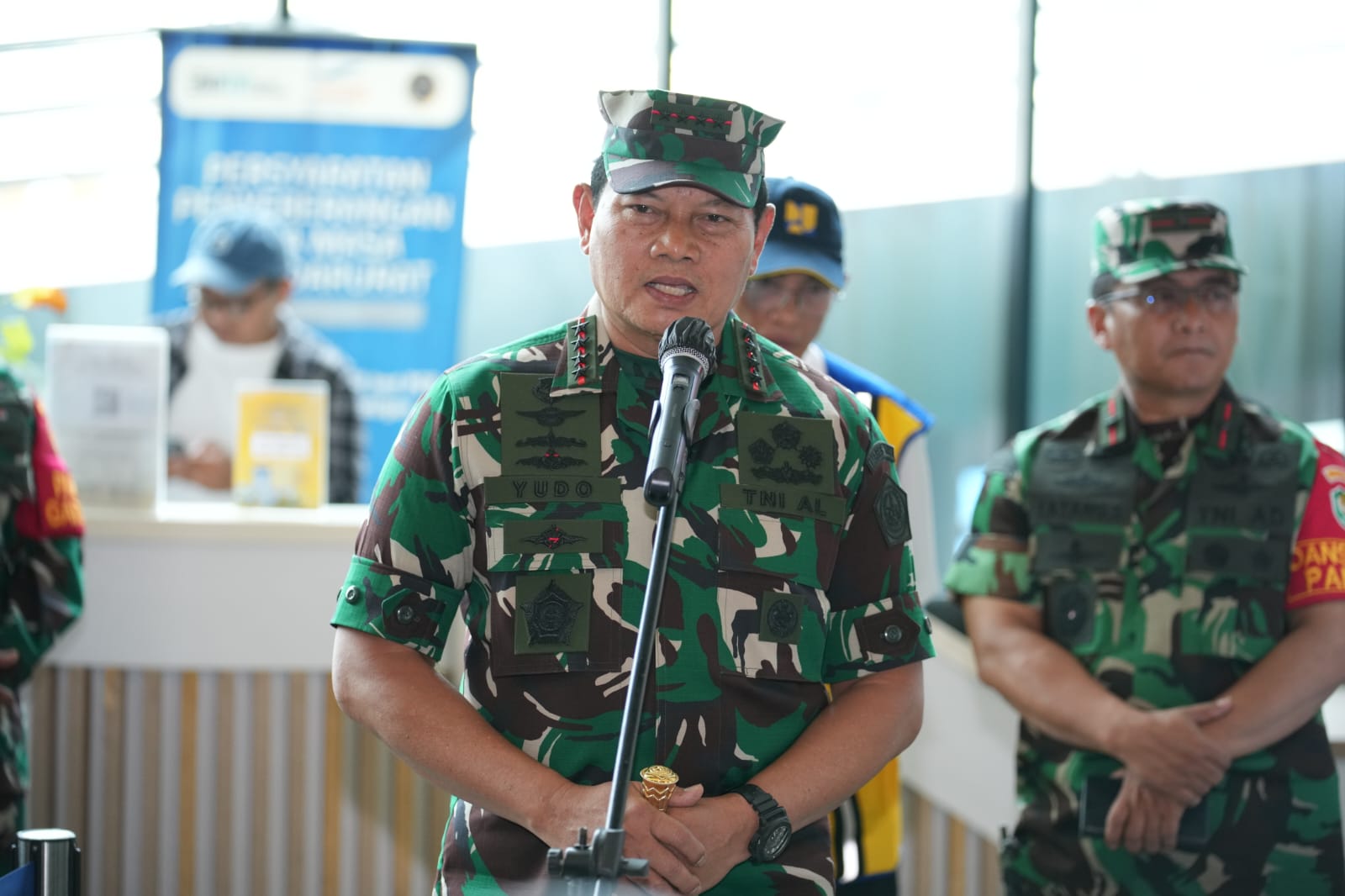 Panglima TNI: Pentingnya Keselamatan Dalam Penyeberangan Mudik Lebaran, ABK Wajib Sosialisasi di Kapal