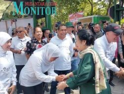 Megawati Bersama Gubernur Kofifah Meresmikan Kebun Raya Mangrove, di Surabaya.