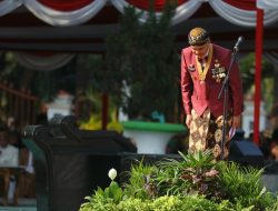 Ganjar Bungkukkan Badan Ucapkan Terima Kasih pada Masyarakat Jawa Tengah