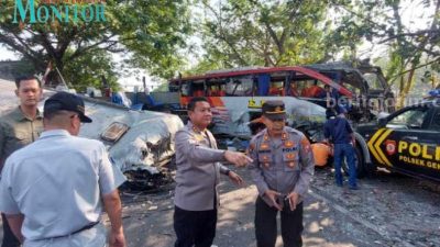 Empat Orang Meningal, Kecelakaan maut..! Antara Bus Sugeng Rahayu vs Eka.