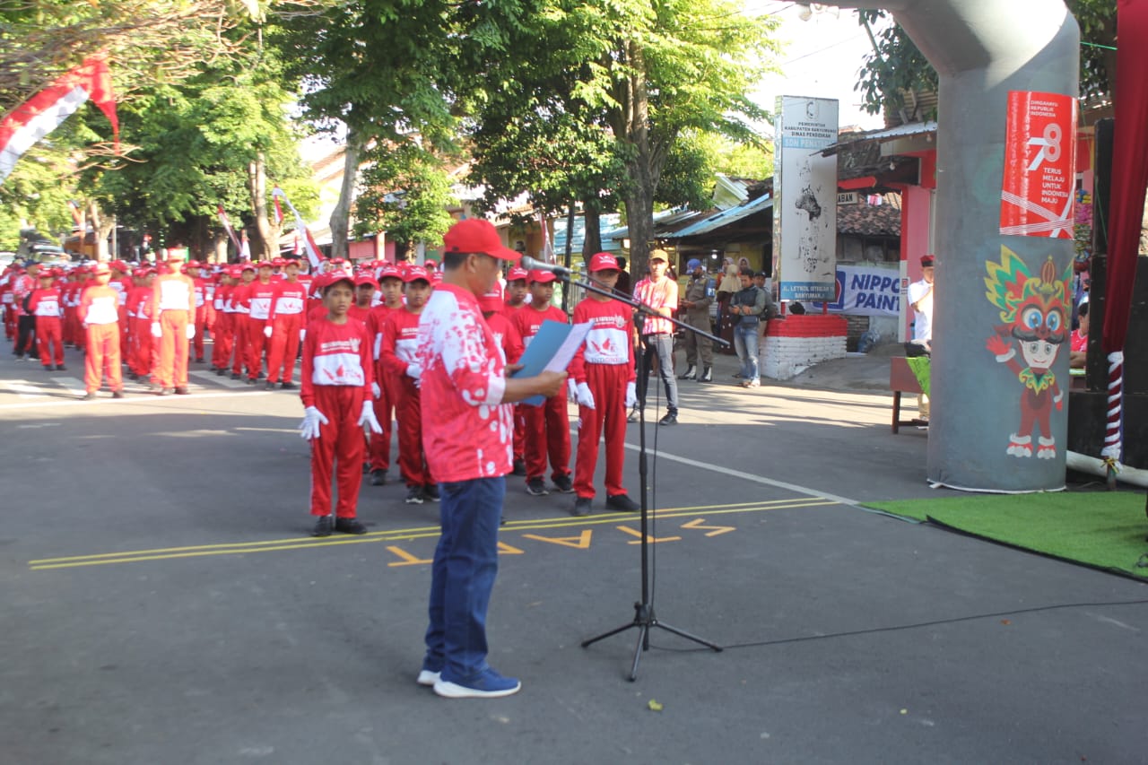 500 Lebih Regu Mengikuti Gerak Jalan SD/MI Tingkat Kabupaten Banyuwangi Tahun 2023