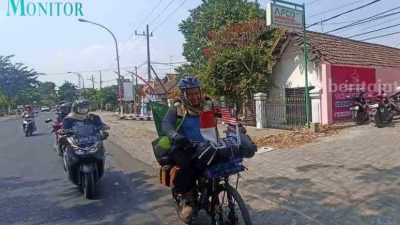 Santri Tebu Ireng berangkat Haji Naik Sepeda gowes..