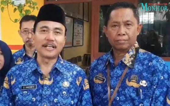 Kadispendik Gresik Datangi Sekolah,, Pasca siswi SD buta usai dicolok matanya dengan tusuk bakso.