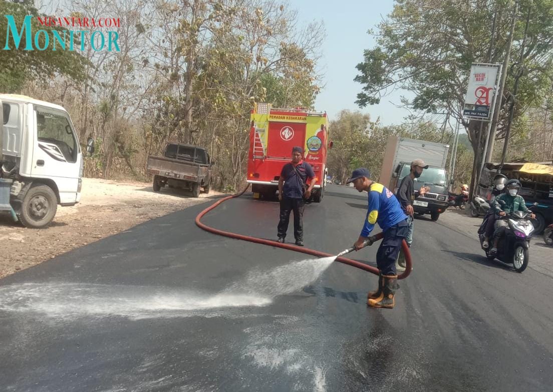 Dishub Se Madura menggelar rapat koordinasi di Kabupaten Bangkalan, membahas bahaya tumpahan air garam di sepanjang jalan