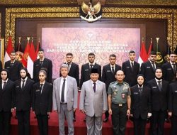 Menhan Prabowo Terima Kedatangan 22 Mahasiswa Palestina untuk Belajar di Unhan RI